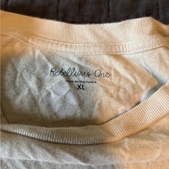 Rebellious One Crop Tee Shirt XL Graphic Tee - Picture 3 of 5